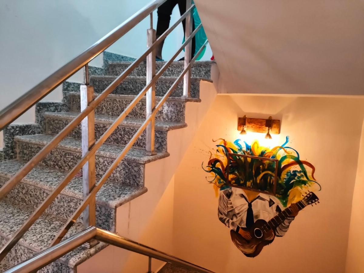 Backpacker Duniya Hostel Rishīkesh Buitenkant foto