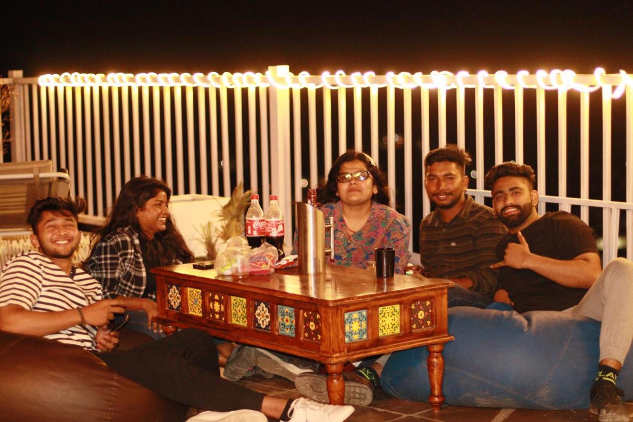 Backpacker Duniya Hostel Rishīkesh Buitenkant foto