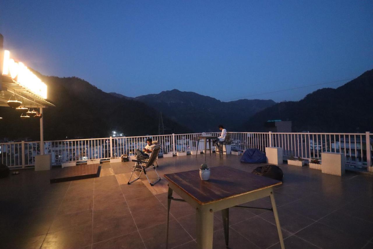 Backpacker Duniya Hostel Rishīkesh Buitenkant foto