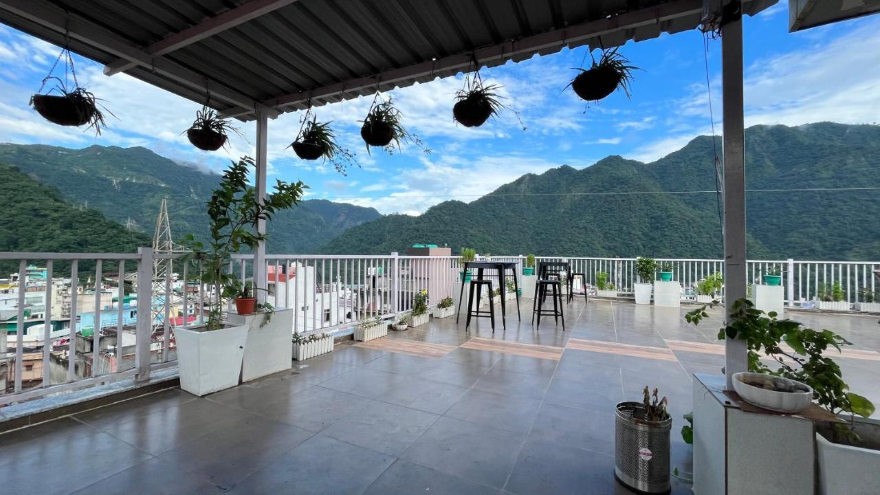 Backpacker Duniya Hostel Rishīkesh Buitenkant foto