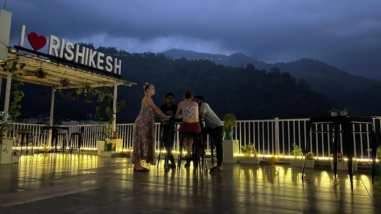 Backpacker Duniya Hostel Rishīkesh Buitenkant foto